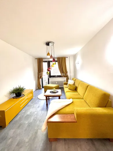 Byty na prenájom 3-izbový, Nové Zámky · €520