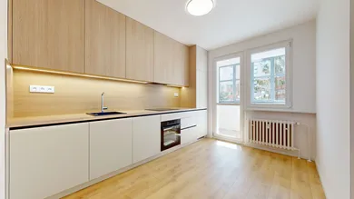 Квартири на продаж, 3-кімнатні, Bratislava-Karlova Ves · €279 900