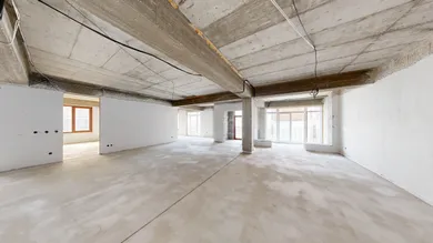 Na predaj 5-izbový byt, 258 m², Trnava, Paulínska