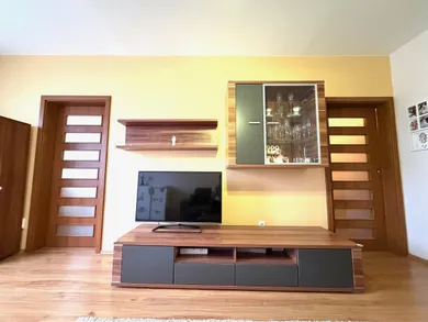 Na predaj 3-izbový byt, 74 m², Nitra