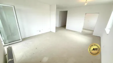 Na predaj 3-izbový byt, 90 m², Zvolen, Smreková