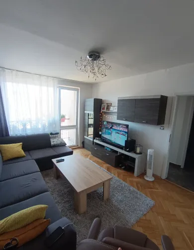 Mieszkania na wynajem, 2-pokojowe, Košice-Juh · €720