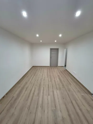 Na predaj 3-izbový byt, 75 m², Nitra, Trieda Andreja Hlinku