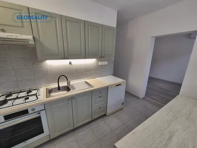 Mieszkania na sprzedaż, 3-pokojowe, Levice · €119 000