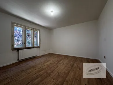 Na predaj 4-izbový dom, 180 m², Nové Zámky
