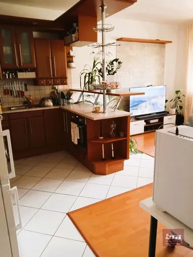 Byty na prenájom 2-izbový, Bratislava-Petržalka · €700