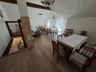 Na predaj objekt, 141 m², Žehra