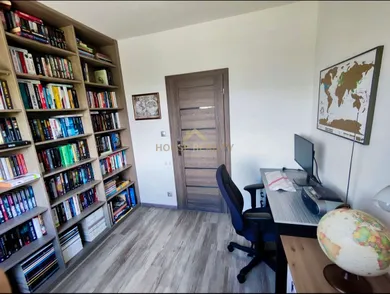 Na predaj 3-izbový byt, 65 m², Bratislava-Petržalka, Markova