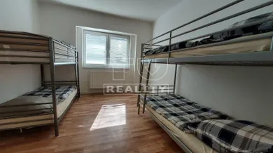 Na predaj dom, 121 m², Zlaté Moravce