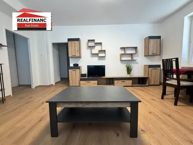 Byty na prenájom 3-izbový, Trnava · €900