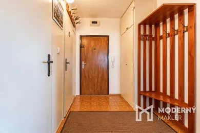 Na predaj 3-izbový byt, 61 m², Považská Bystrica, Hliny 1409/1