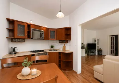 Na predaj byt v Bratislava-Staré Mesto · €285 000 · Pôvodný stav