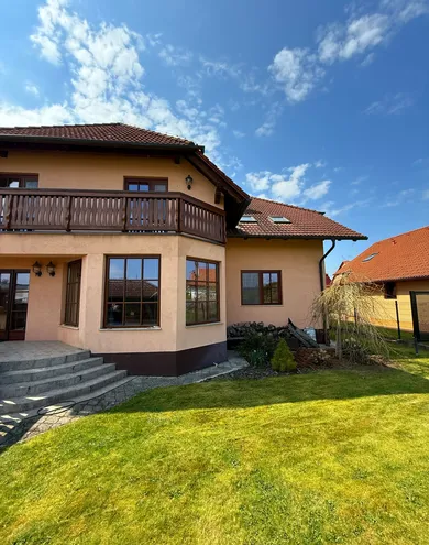 Na predaj dom, 450 m², Trenčín, Na kamenci