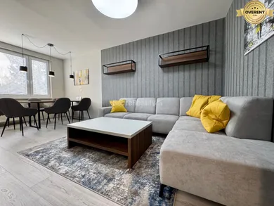 Byty na prenájom 4-izbový, Prievidza · €800