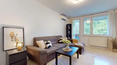 Mieszkania na sprzedaż, 3-pokojowe, Bratislava-Karlova Ves · €259 000