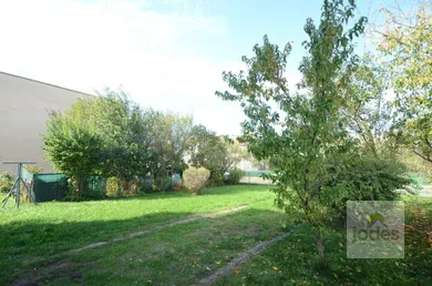 Na predaj 4-izbový byt, 85 m², Žiar nad Hronom, Rudenkova