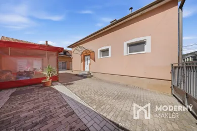 Na predaj dom, 397 m², Hajnáčka