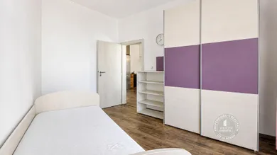 Na prenájom 3-izbový byt, 87 m², Bratislava-Petržalka, Rusovská cesta