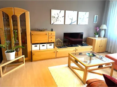 Apartments for rent, 3-room in Bratislava-Ružinov · €1,100