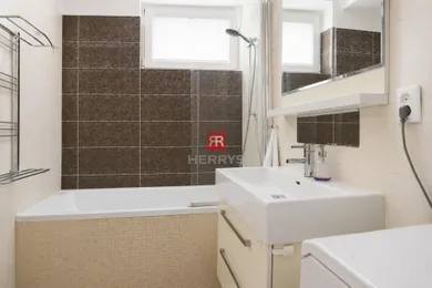 Na prenájom 3-izbový byt, 90 m², Bratislava-Ružinov, Na Križovatkách