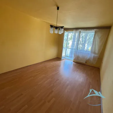 Na predaj 2-izbový byt, 63 m², Šahy, Gy. Szondyho