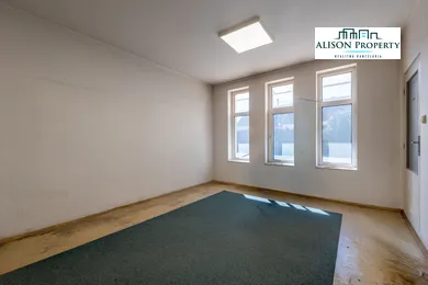 Na predaj objekt, 711 m², Liptovský Mikuláš, Ondrašovská