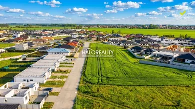 Na predaj pozemok, 93 m², Veľké Úľany