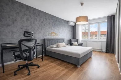 Mieszkania na sprzedaż, 3-pokojowe, Bratislava-Nové Mesto · €329 000
