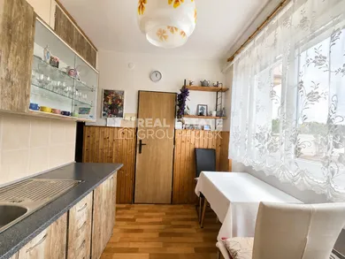 Na predaj 2-izbový byt, 56 m², Lednické Rovne, Súhradka