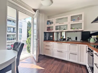 Na predaj 2-izbový byt, 68 m², Bratislava-Dúbravka, Martina Granca