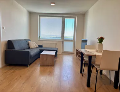 Na prenájom 2-izbový byt, 49 m², Prešov, K Amfiteátru
