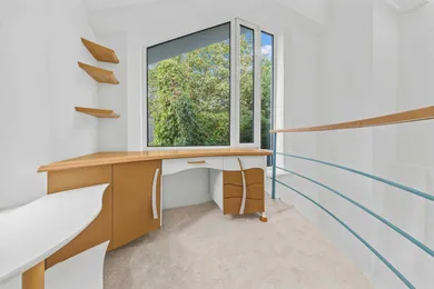 Na predaj 5-izbový dom, 281 m², Bratislava-Staré Mesto, Tichá