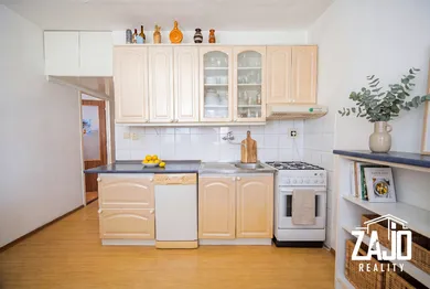 Na predaj 2-izbový byt, 64 m², Trenčianske Teplice, Štvrť SNP