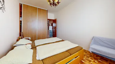 Na predaj 3-izbový byt, 68 m², Dubnica nad Váhom, Pod Hájom
