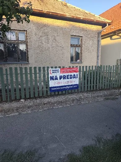 Domy na sprzedaż, Levice · €83 500