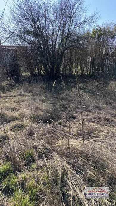 Na predaj pozemok v Komárno · €23 000 · Pôvodný stav