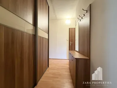 Na prenájom 2-izbový byt, 50 m², Púchov, Rastislavova