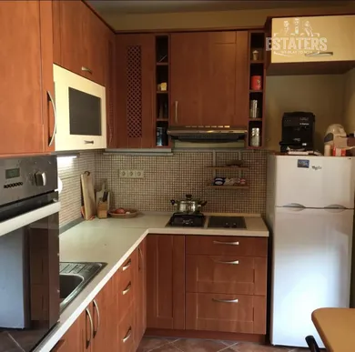 Na prenájom 2-izbový byt, 56 m², Bratislava-Ružinov, Mierová