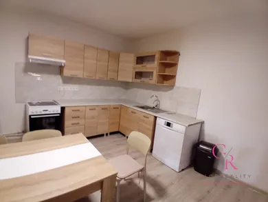 Na predaj 3-izbový dom, 129 m², Zbrojníky