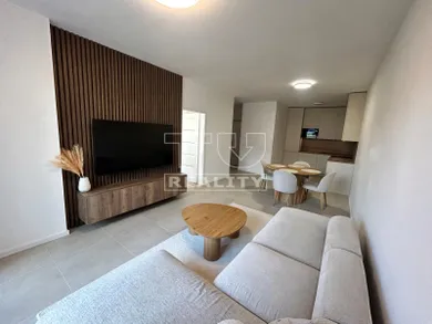 Na prenájom 2-izbový byt, 55 m², Liptovský Mikuláš