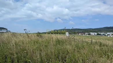 Na predaj pozemok v Štitáre · €90 000 · Pôvodný stav