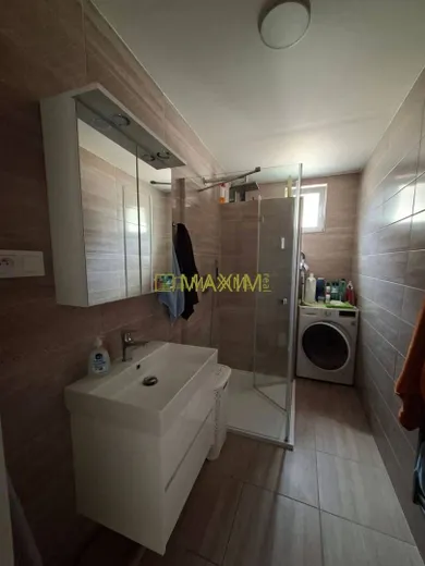 Na predaj dom, 100 m², Prievaly