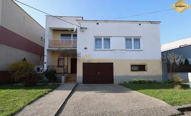 Domy na sprzedaż, 7-pokojowe, Michalovce · €199 900