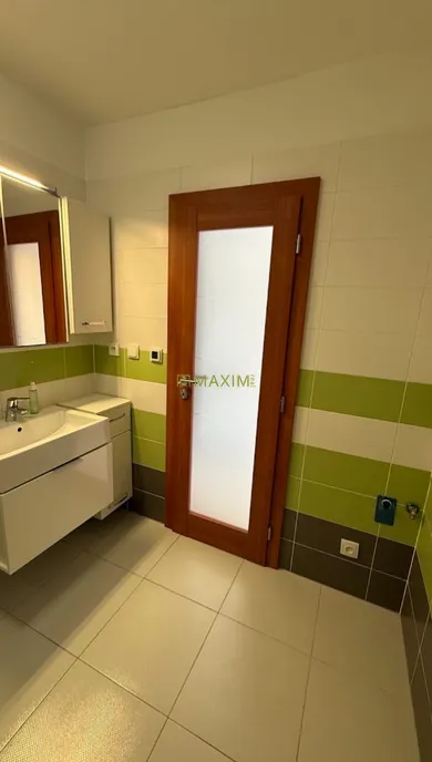 Na predaj 2-izbový byt, 57 m², Bratislava-Vajnory, Roľnícka