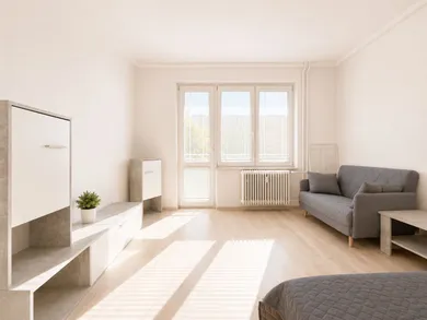 Byty na prenájom 4-izbový, Bratislava-Ružinov · €850
