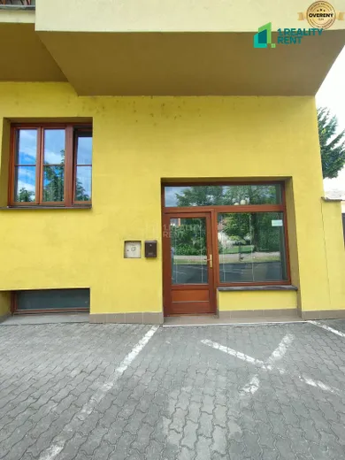 Na prenájom komerčné, 24 m², Žilina, Andreja Kmeťa