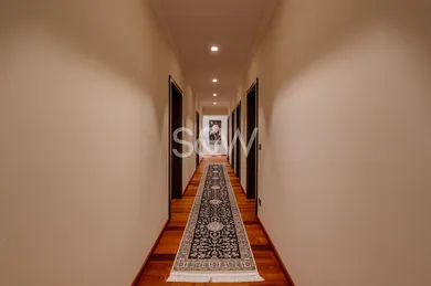 Na predaj 5-izbový byt, 80 m², Bratislava-Karlova Ves