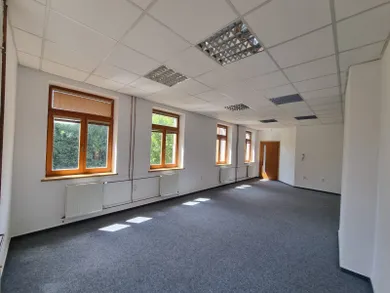Na prenájom komerčné, 36 m², Košice-Staré Mesto, Hradbová