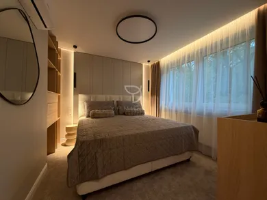 Na predaj 3-izbový byt, 88 m², Bratislava-Petržalka, Haanova