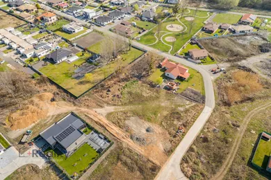 Na predaj pozemok, 179 m², Dunajský Klátov